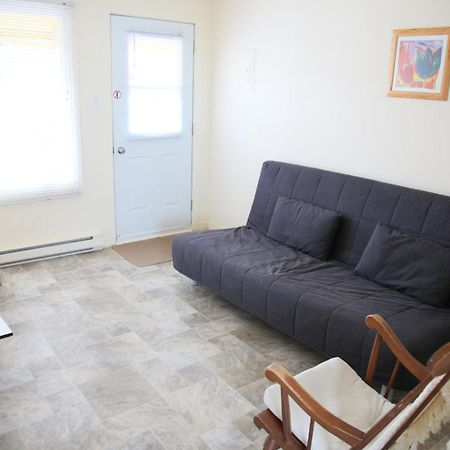 Motel Appartements Le Saint-Patrick Sainte-Flavie Room photo