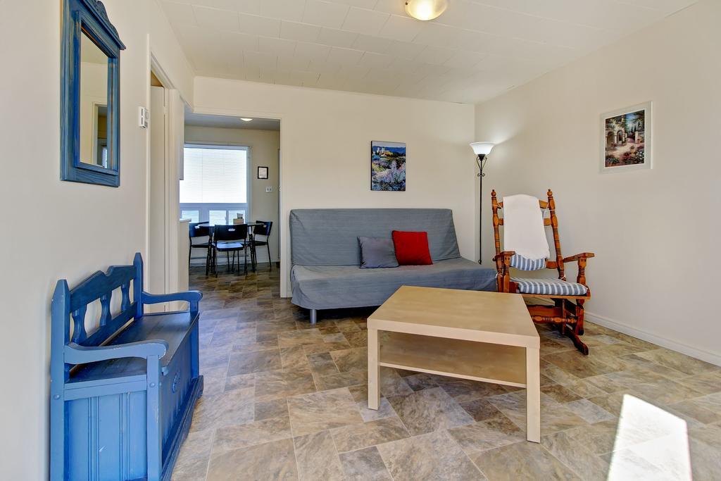 Motel Appartements Le Saint-Patrick Sainte-Flavie Room photo